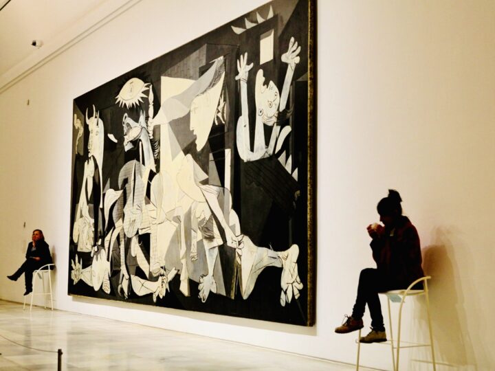 Ile obrazów namalował Pablo Picasso, ile Edward Dwurnik; a ile inni artyści malarze …?